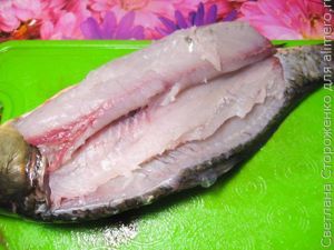 Вкусная уха с фрикадельками.