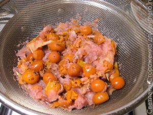 Компот из боярышника с яблоком