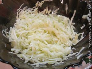 Вкусные оладьи из патиссонов и болгарского перца