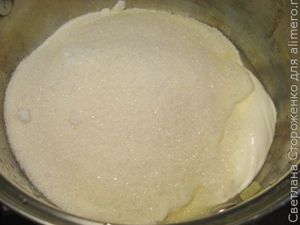 Сочный торт с ананасом