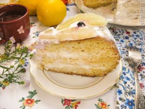 Сочный торт с ананасом