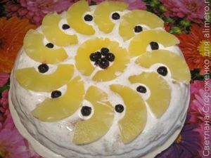 Сочный торт с ананасом