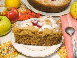 Шарлотка с яблоками и тыквой в мультиварке