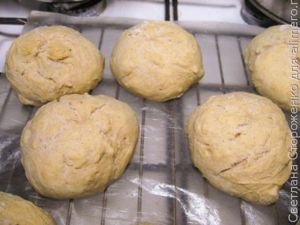 Ржаные булочки на сыворотке