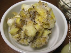 Простой суп с вешенками и пельменями