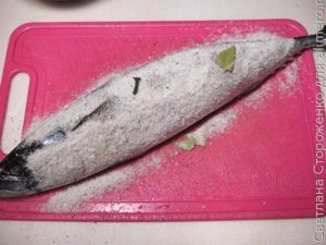 Скумбрия соленая целиком. Самый простой рецепт