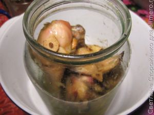 Запеченная курица в банке