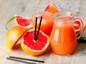 4. Коктейль Грейпфрут мускатель. Понадобятся: 3 части грейпфрутового сока, 3 части клюквенного сока, 2 части содовой, лед. В коктейльную рюмку поместить лед. Влить соки. Долить коктейль содовой. 4. Коктейль Грейпфрут мускатель. Понадобятся: 3 части грейпфрутового сока, 3 части клюквенного сока, 2 части содовой, лед. В коктейльную рюмку поместить лед. Влить соки. Долить коктейль содовой.