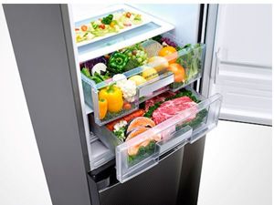 В вашем холодильнике должны находиться только те продукты, от которых не полнеют: обезжиренное молоко, нежирный сыр, постное мясо, яйца, овощи и т.п. В вашем холодильнике должны находиться только те продукты, от которых не полнеют: обезжиренное молоко, нежирный сыр, постное мясо, яйца, овощи и т.п.