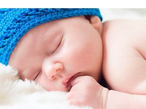 Мы пока ничего не умеем: ни ходить, ни ползти, ни играть. Но улыбкой своею беззубой можем близких своих покорять. Мы пока ничего не умеем: ни ходить, ни ползти, ни играть. Но улыбкой своею беззубой можем близких своих покорять.