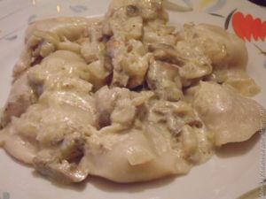 Пельмени с грибами