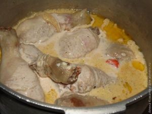 Курица в сметане