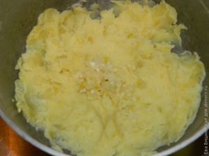 рыба на картофельной подушке