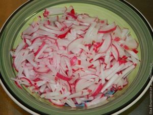 салат с яйцами и кукурузой