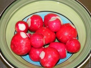 Салат с куриной грудкой