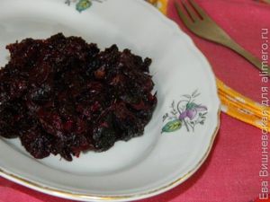 Свекла с черносливом