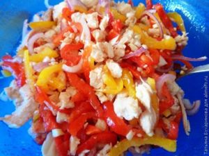 Салат из болгарского перца с курицей