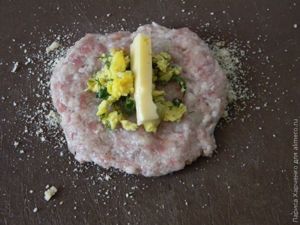 Котлеты с оригинальной начинкой