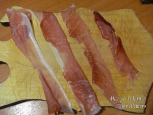 слоеные спиральки с копченым мясом рецепт