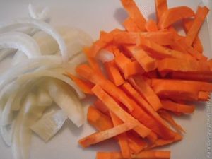 Курица с бобами