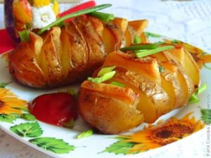 Картофель с салом
