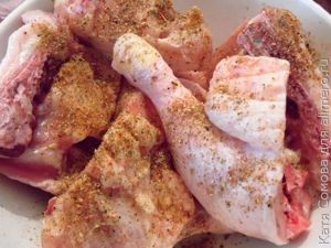Курица со сливами