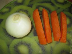 бульон с клецками