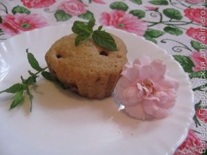 Кексы с красной смородиной