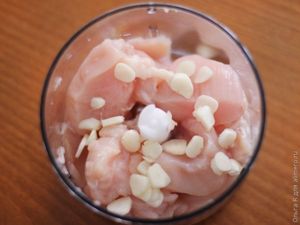 Куриные котлеты с чесноком