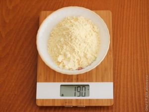 Шарлотка в мультиварке