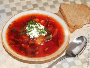 Свекольный суп с шампиньонами