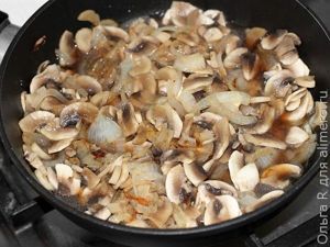Шампиньоны с луком Шампиньоны с луком