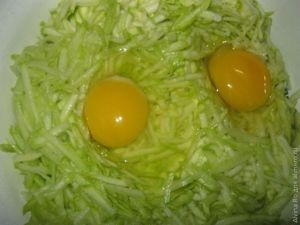 луковые оладьи