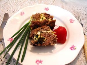 Мясной рулет