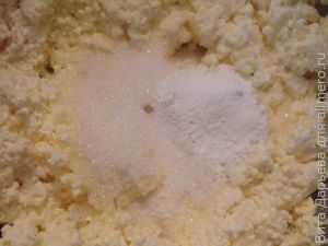 Сырники с персиками
