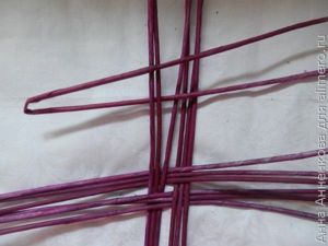 Кашпо из газетных трубочек