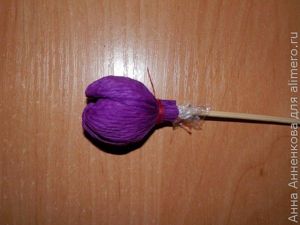 Как я делаю крокус из гофрированной бумаги