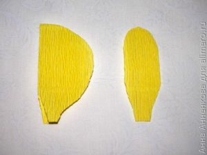 Роза из гофрированной бумаги