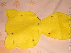 Кошечка из кухонных салфеток