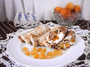 блины с творогом и курагой