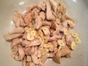 Стир фрай с курицей и фунчезой