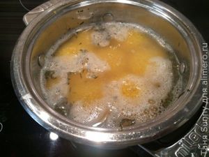Утиные ножки с красной капустой