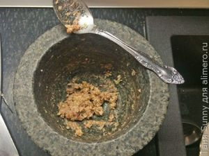 Утиные ножки с красной капустой