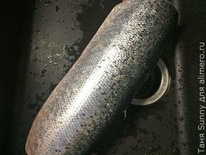 рулетики из лосося со сливочным сыром