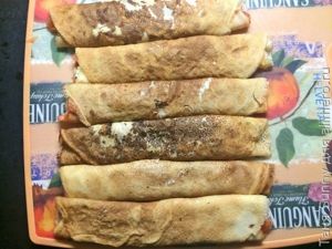 рулетики из лосося со сливочным сыром