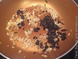 Паста с кальмарами в сливочном соусе