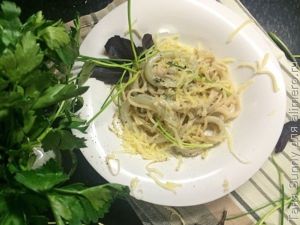 Паста с кальмарами в сливочном соусе