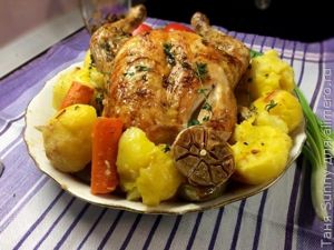 Курица в духовке с картошкой