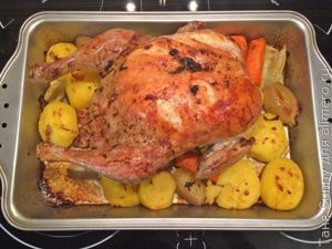 Курица в духовке с картошкой