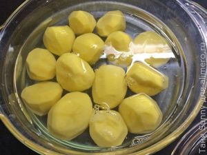 Курица в духовке с картошкой